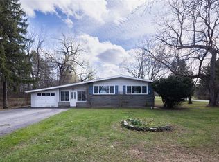 1329 Calkins Rd, Pittsford, NY 14534