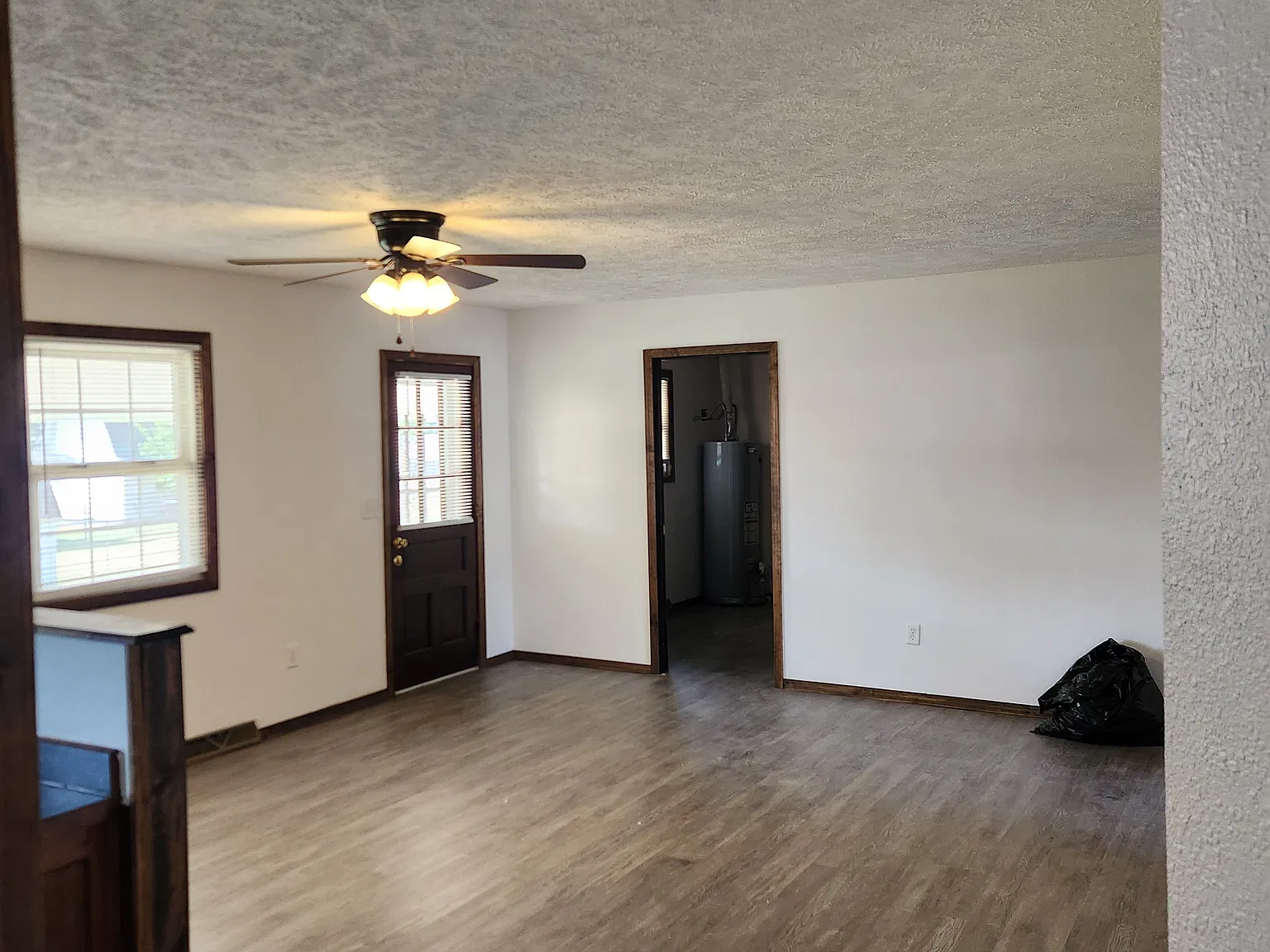 3 bed, 1.5 bath, 1548 sqft, $1,500 — Photo 4