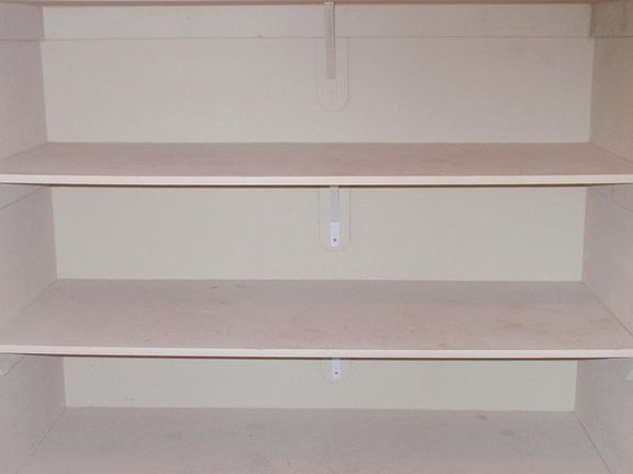 4th image of 1717 Clover Dr