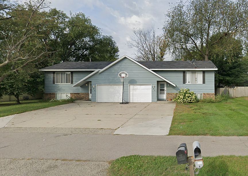1st image of 586 136th Ave
