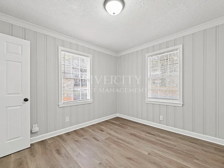 3115 Signal St — Photo 5