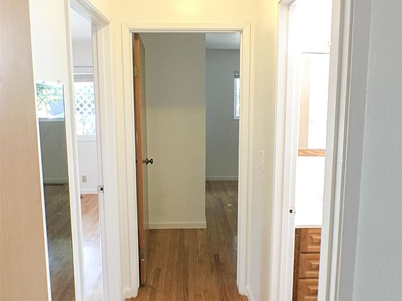 2nd image of 463 Carneros Ave APT 1