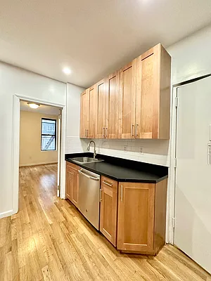 Rented by Waverly Realty Associates | media 14