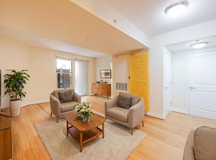 915 E St NW #317, Washington, DC 20372