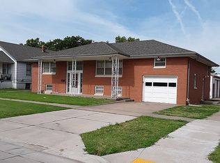 634 N Lincoln St, Russell, KS 67665