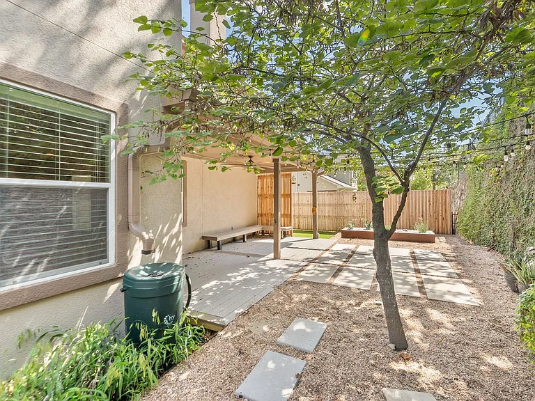 7312 Lookout Bluff Ter — Photo 47