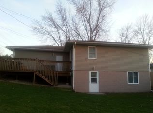 718 Jane St, Waterloo, IA 50701