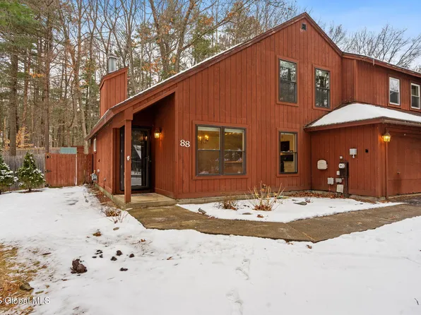 88 Thimbleberry Road, Malta, NY 12020