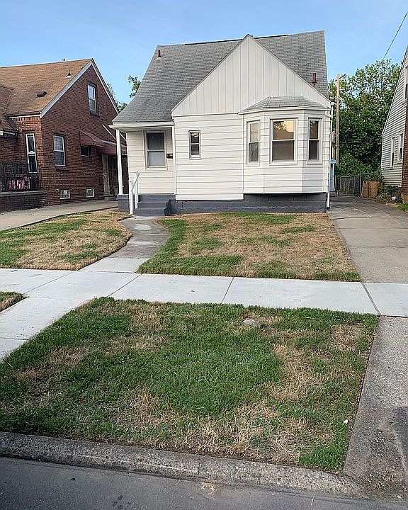 8326 Lauder