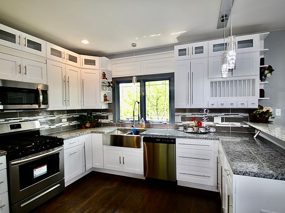 3rd image of 8246 Latrobe Ave