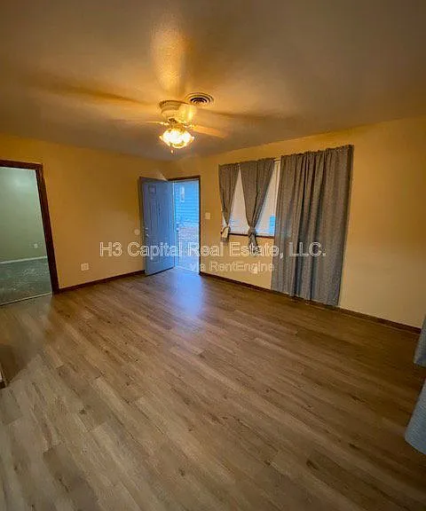 208 W Thomas St — Photo 13