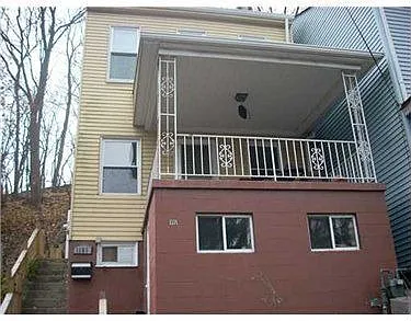 1101 Smithton Ave photo 1