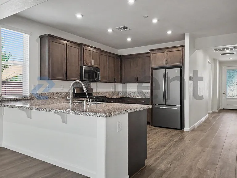 3401 Foothill Pine Ct — Photo 21