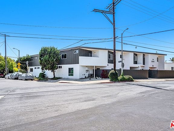 5th image of 2001 Penmar Ave