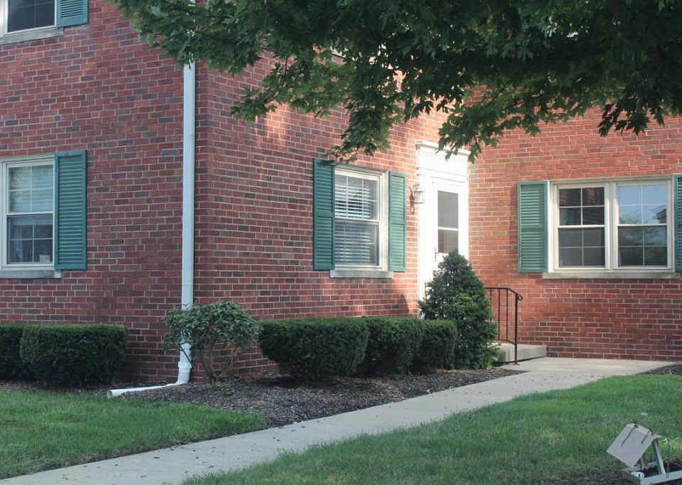 1st image of 1084 Sells Ave