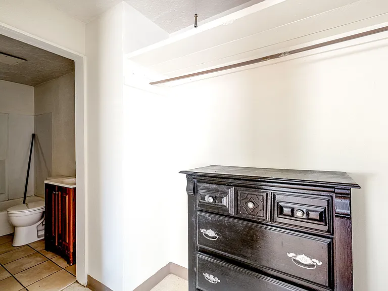 405 Utah St SE #D — Photo 5