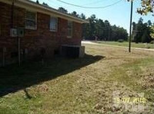 1801 Murraytown Rd, Burgaw, NC 28425