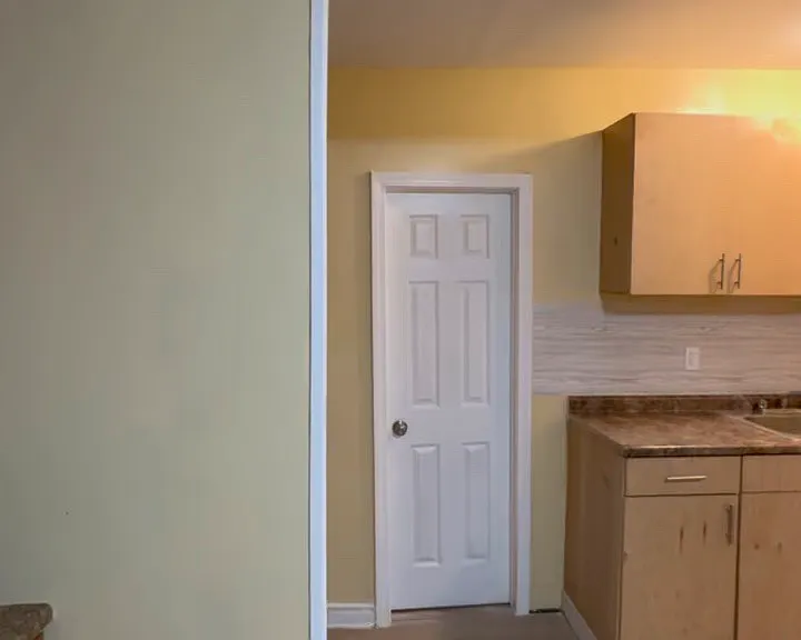 14 Niagara St #1 — Photo 2