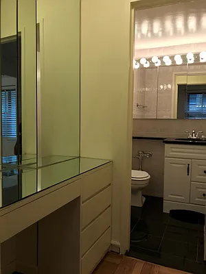 Rented by Kian Realty | media 13