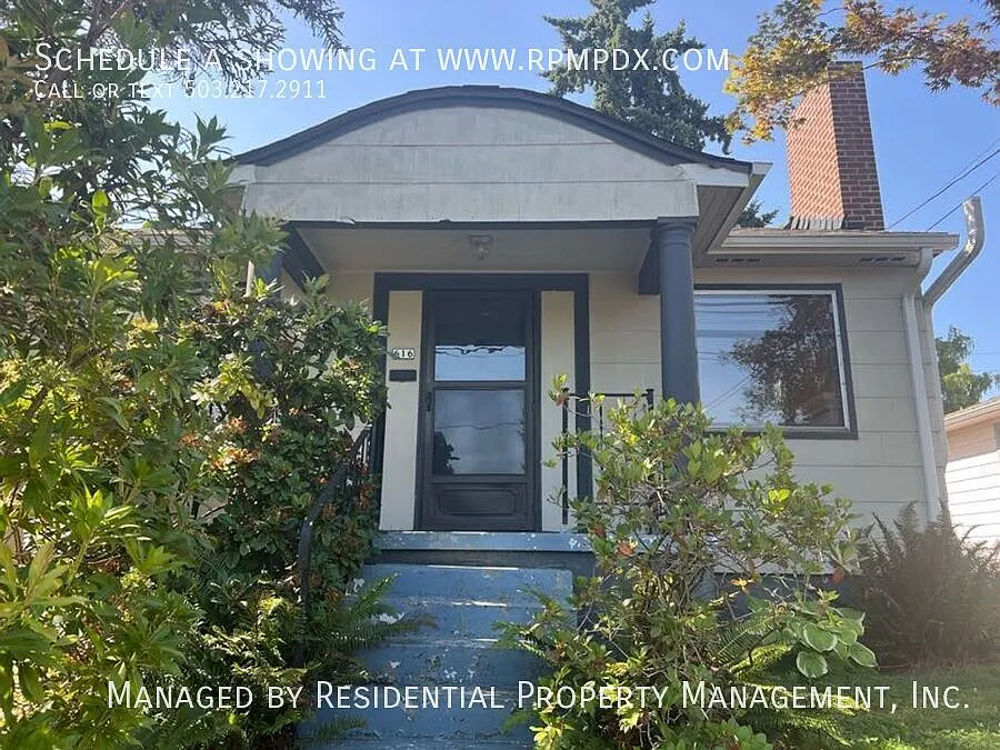 The Best of North Portland living in this delightful bungalow — Photo 2