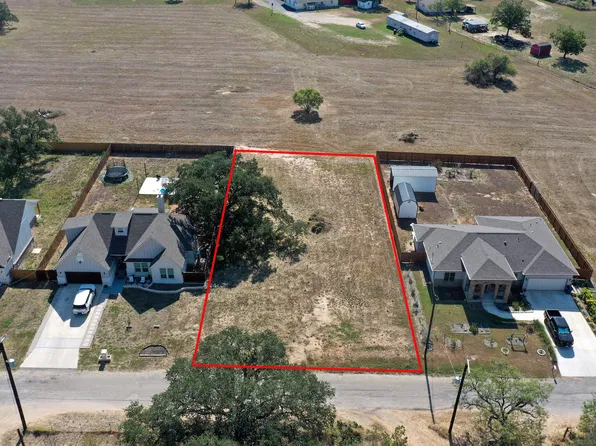 1108 Devine Dr LOT 11, Devine, TX 78016