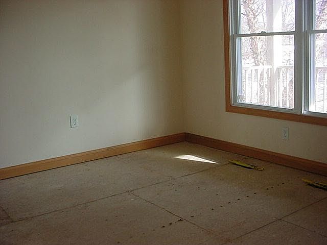 2nd image of 107 Mound St