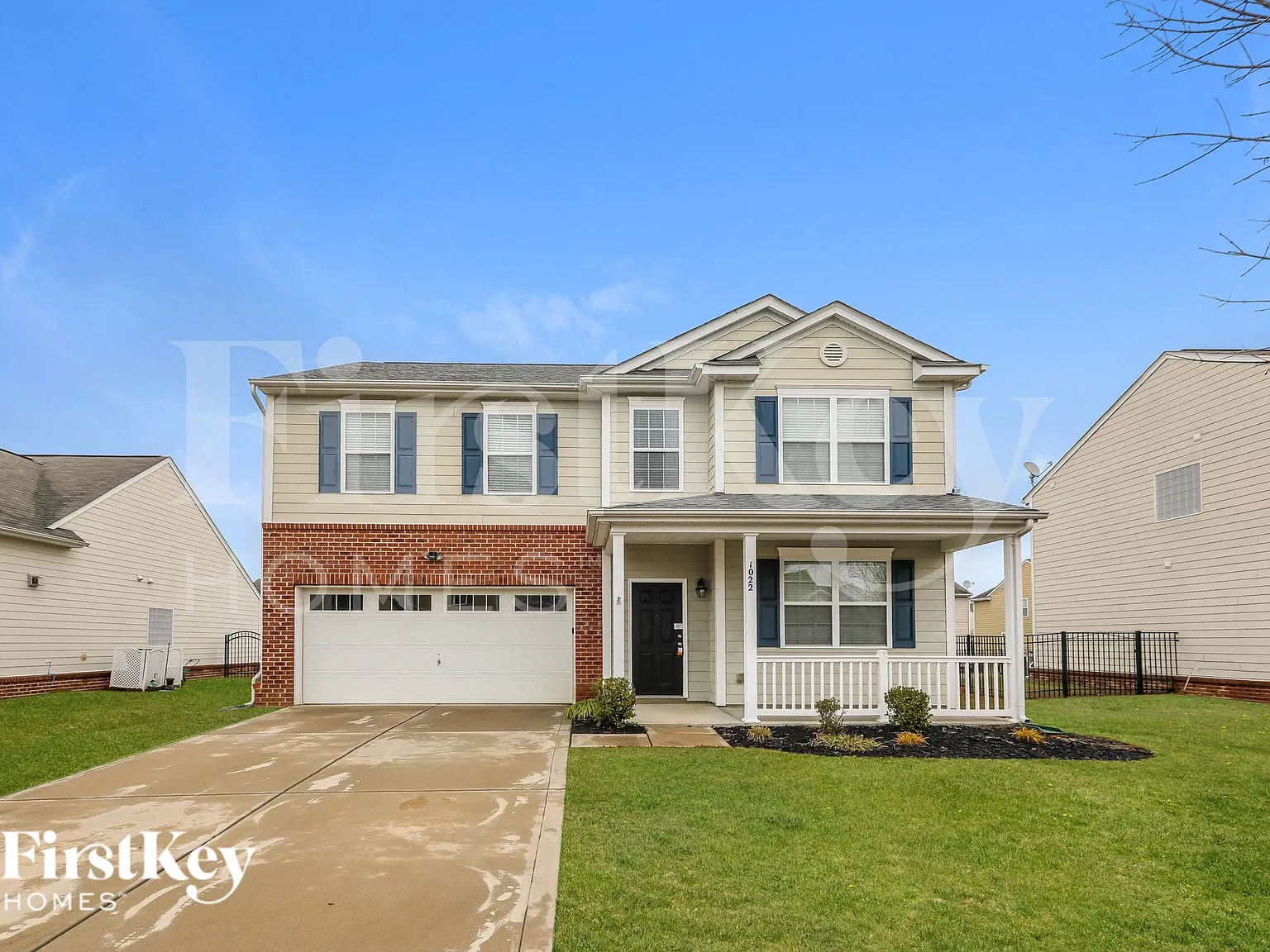 4 bed, 2.5 bath, 2341 sqft, $2,575 — Photo 1
