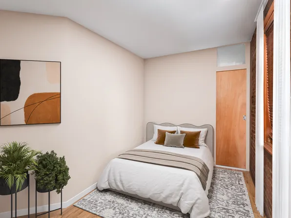 218 East 82nd Street image 7 of 9