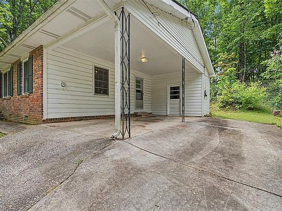 3rd image of 1230 Red Bud Dr
