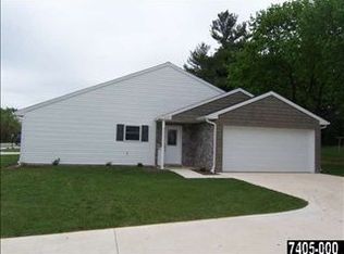 4001 Clair Mar Dr, Dover, PA 17315