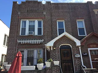 Rented by RealTegrity NY LLC