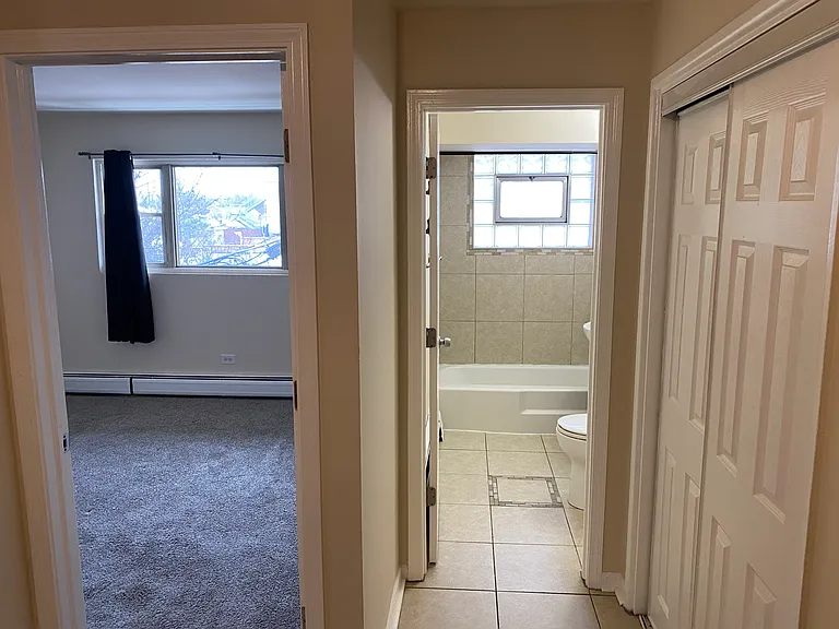 3225 W 111th St #302 — Photo 12
