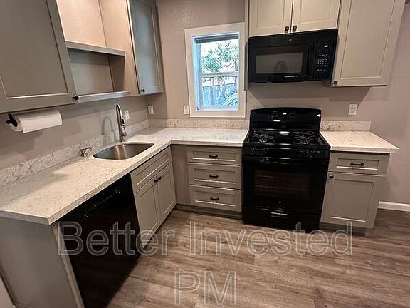 3rd image of 680 N State St Unit A