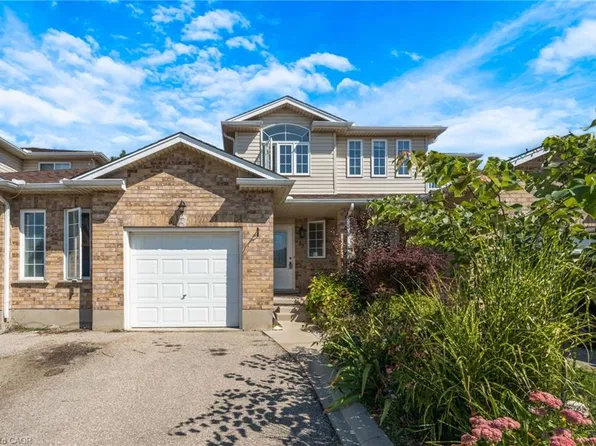 33 Critcher Ave, Cambridge, ON N1T 2C5