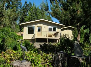 340 E Lakeshore Dr, Allyn, WA 98524