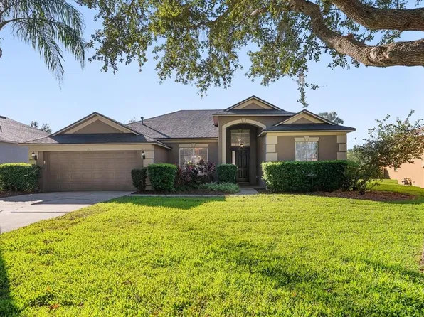 2712 Abbey Grove Dr, Valrico, FL 33594