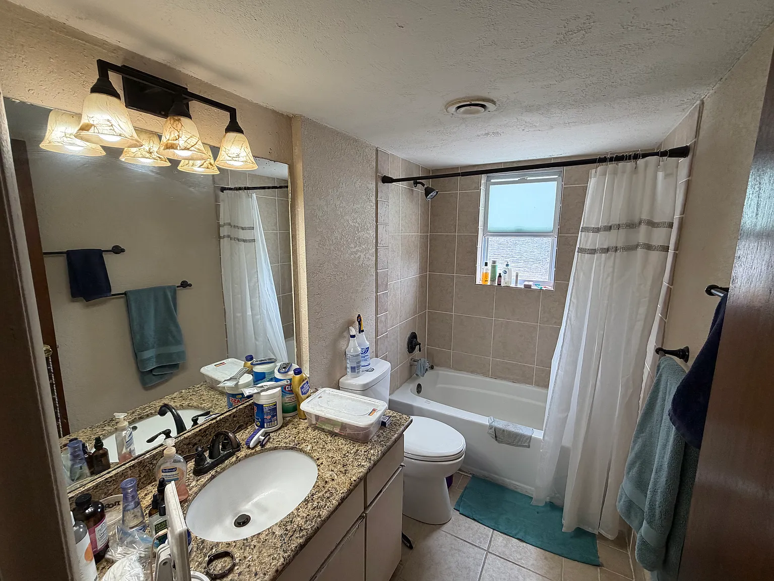 2 bed, $950 — Photo 4