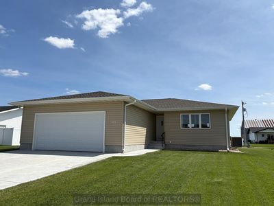 513 7th St, Phillips, NE, 68865