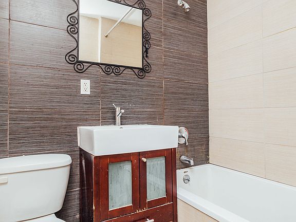 2nd image of 167 Stanhope St #2C