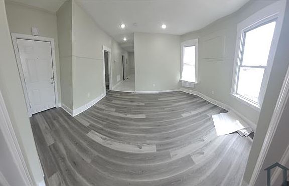 3rd image of 128 N 15th St Floor 1