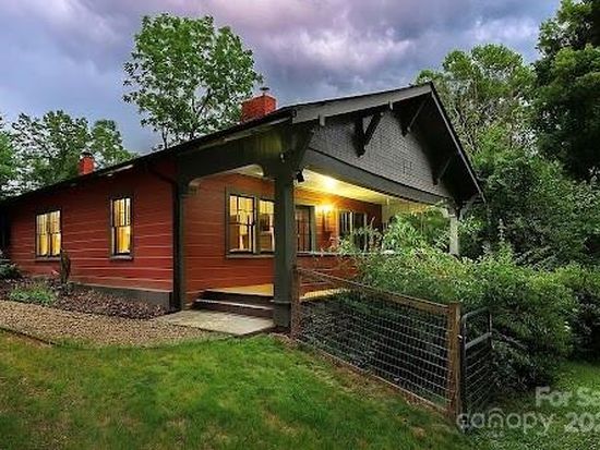 37 Eastview Cir, Asheville, NC 28806