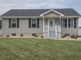 706 17th St, Grottoes, VA 24441