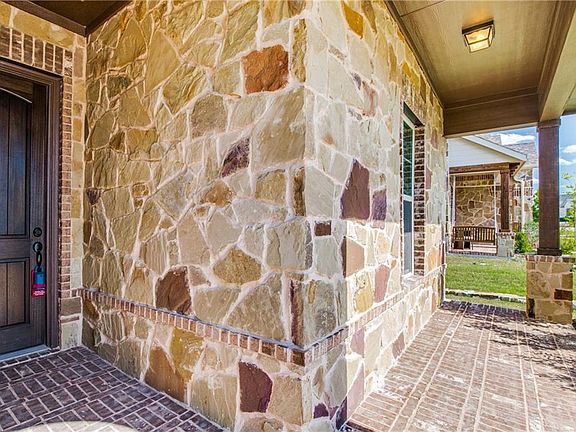 3rd image of 14086 Susana Ln