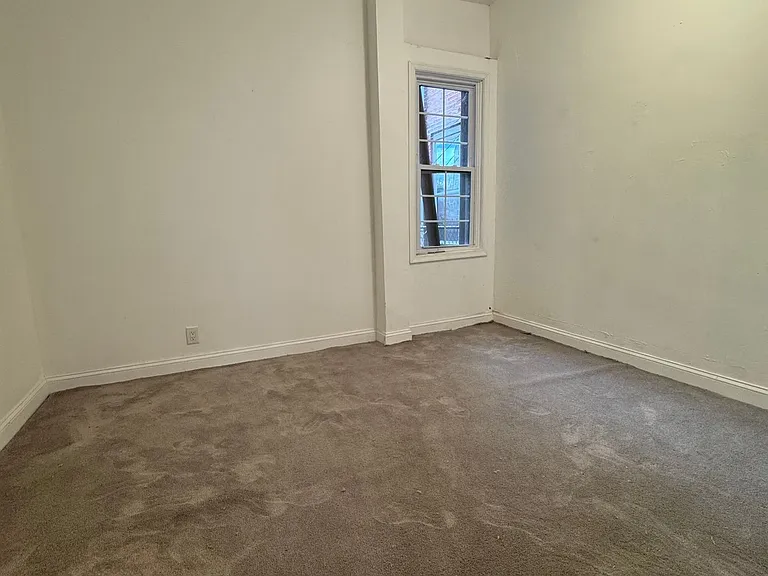 4133 Pennsgrove St — Photo 8