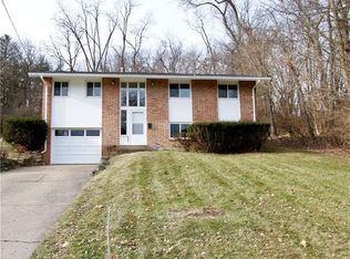 257 Santa Fe Dr, Bethel Park, PA 15102