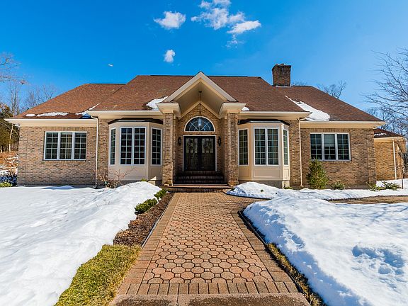 133 Chamberlain Hill Road