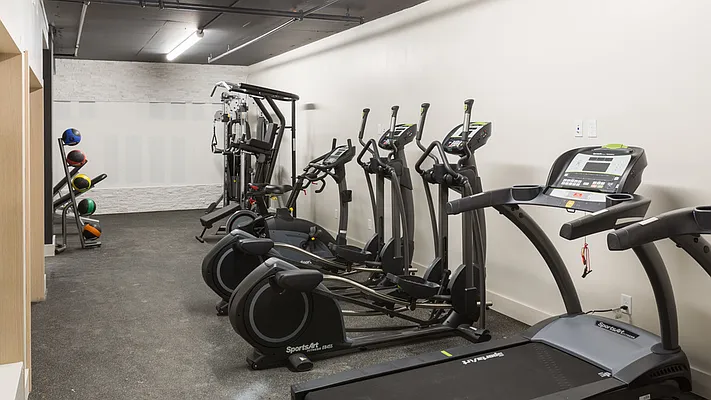 Rented by Nooklyn NYC LLC | media 6