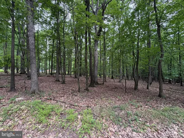 655 Aspen Dr, Zion Grove, PA 17985