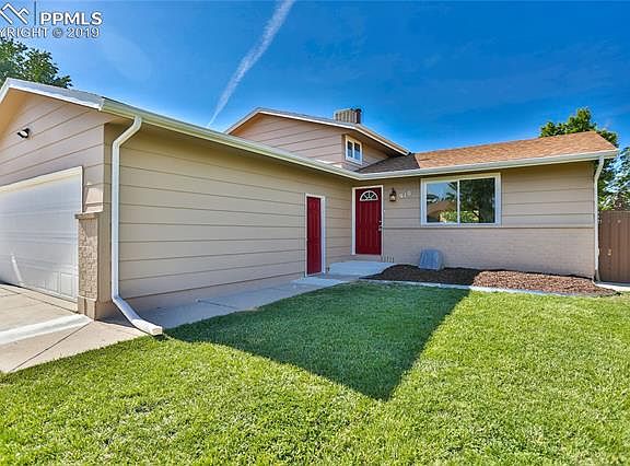 2nd image of 910 Blue Lace Dr