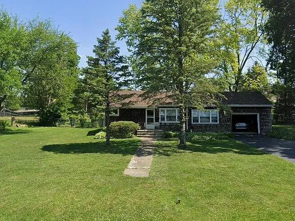 6608 W Home Ave, Worth, IL 60482